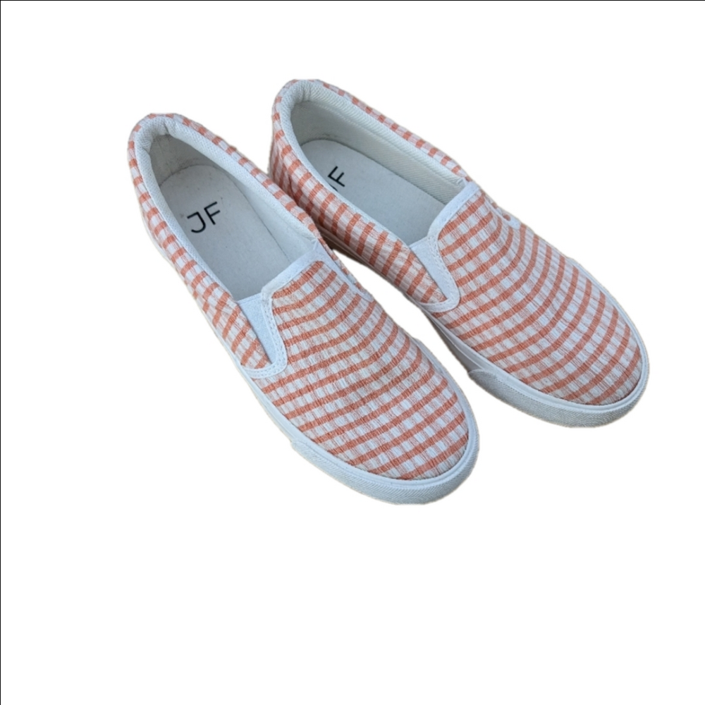 Just Fab size 6. Lexy slip-ons‎